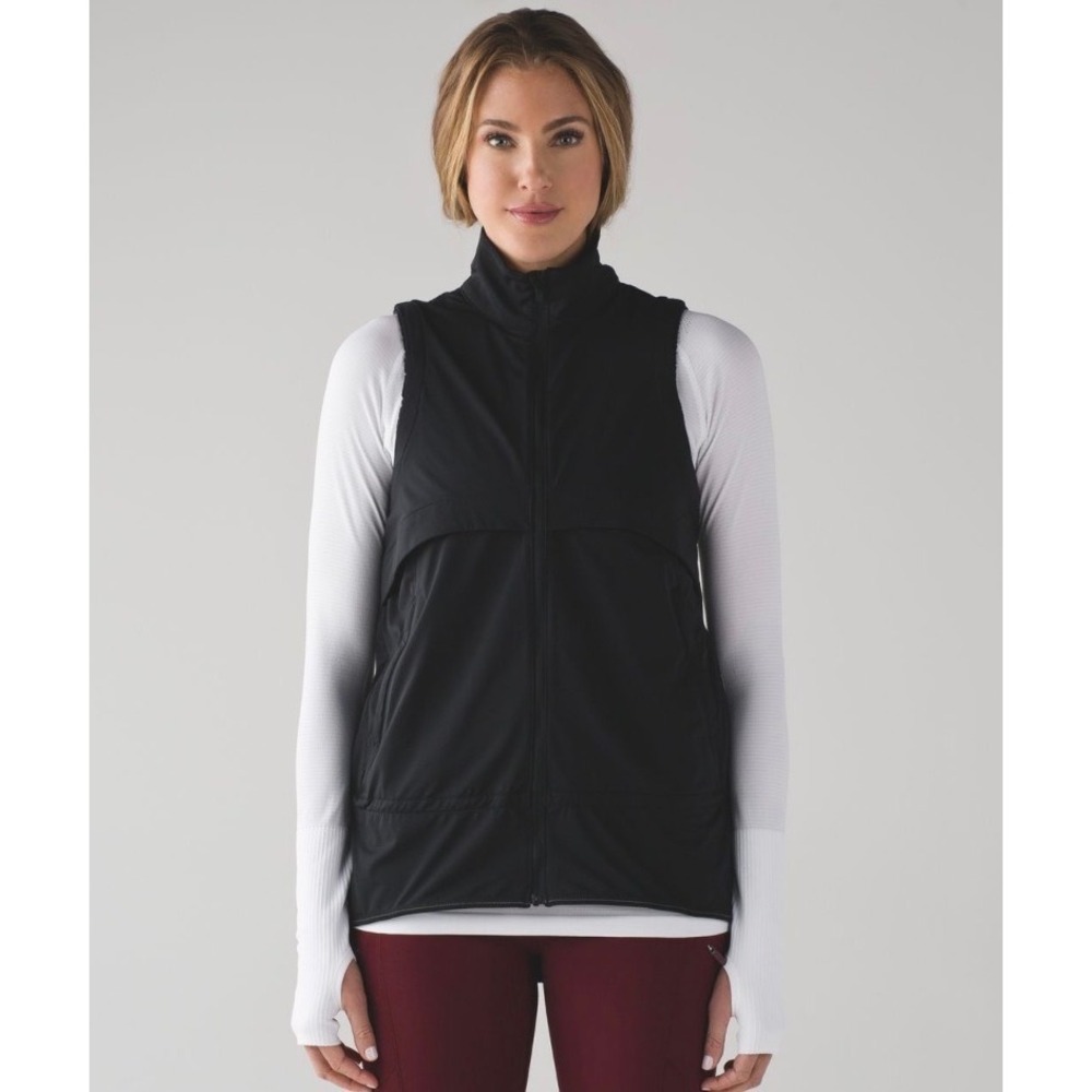 Lululemon Kicking Asphalt Running Shell Vest Black Full Zip Womens Size 10 Gorp